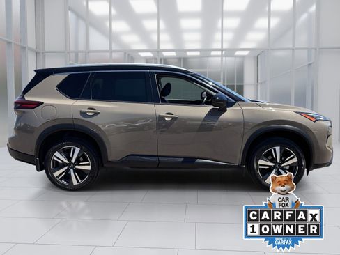 Certified 2024 Nissan Rogue SL FWD image 7
