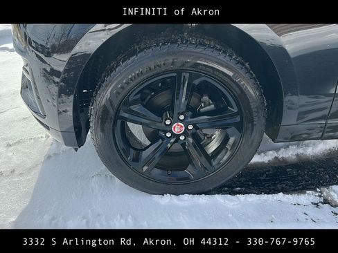 Used 2018 Jaguar F-PACE R-Sport image 20
