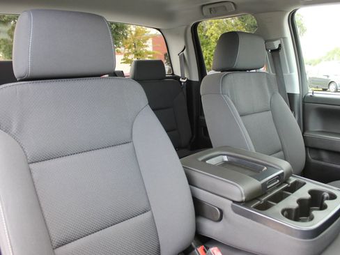 Used 2018 Chevrolet Silverado 1500 LT w/ Trailering Package image 29