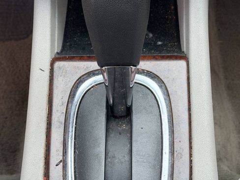 Used 2011 Chevrolet Impala LS FWD image 16