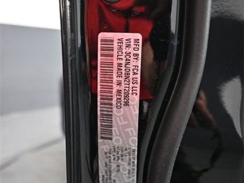 New 2026 Jeep Compass Latitude image 15