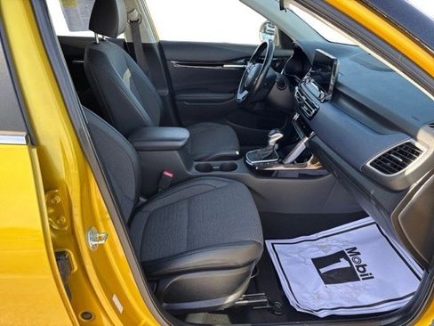Certified 2022 Kia Seltos S image 11