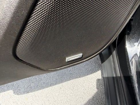 Certified 2023 GMC Acadia Denali w/ Black Diamond Edition AWD/4WD image 18