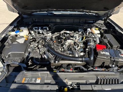 Used 2024 Ford Bronco Wildtrak AWD/4WD image 25