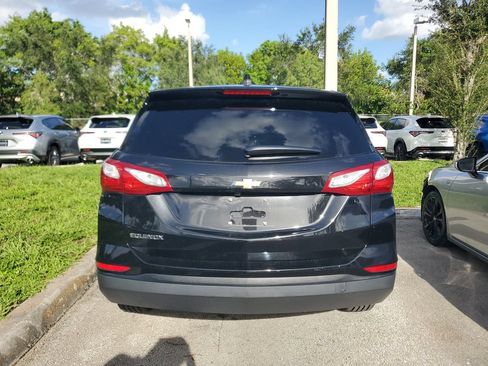 Used 2021 Chevrolet Equinox LS FWD image 7