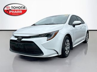Used 2025 Toyota Corolla LE FWD video 1