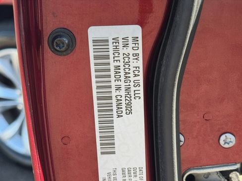 Used 2022 Chrysler 300 Touring image 34