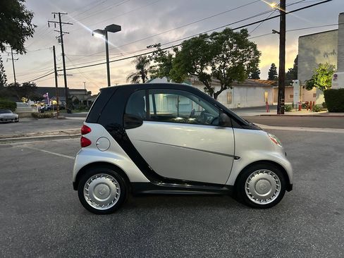 Used 2014 smart fortwo pure image 6