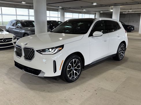 New 2026 BMW X3 xDrive30 w/ Premium Package AWD/4WD image 3