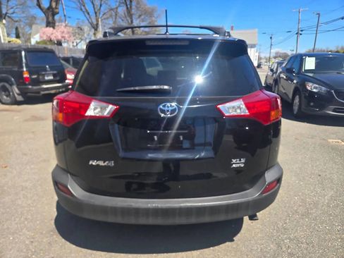 Used 2013 Toyota RAV4 XLE AWD/4WD image 8