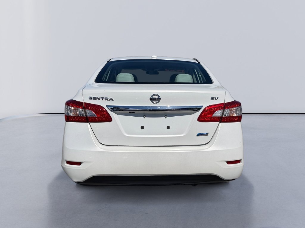 Used 2014 Nissan Sentra SV w/ SV Driver Package FWD image 4