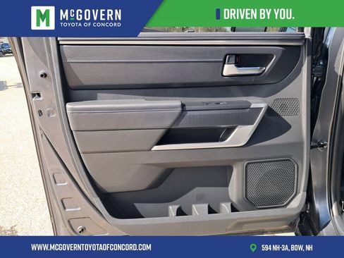 Used 2024 Toyota Tundra Platinum AWD/4WD image 15