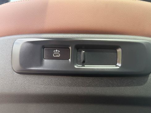 Used 2022 BMW X5 M50i w/ Premium Package AWD/4WD image 41