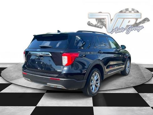 Used 2020 Ford Explorer XLT w/ Equipment Group 202A AWD/4WD image 6