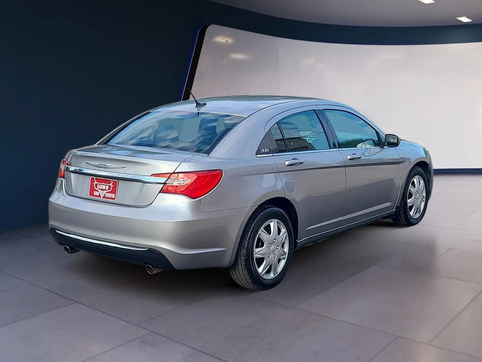 Used 2014 Chrysler 200 LX FWD image 5