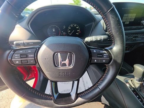 Certified 2025 Honda HR-V Sport image 16