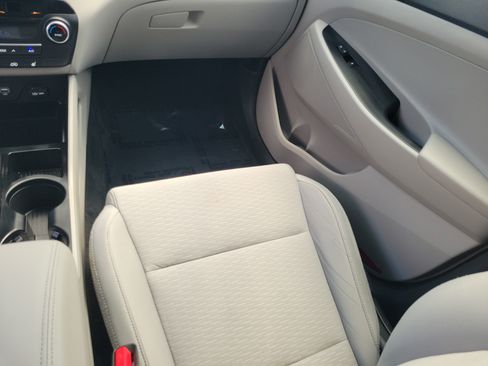 Used 2020 Hyundai Tucson SEL AWD/4WD image 18