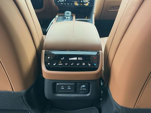 New 2026 INFINITI QX60 Autograph w/ Dark Cargo Package image 32