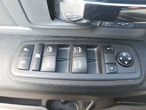 Used 2022 RAM 1500 Classic SLT w/ Electronics Group AWD/4WD image 12