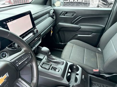 Used 2023 Chevrolet Colorado W/T image 26