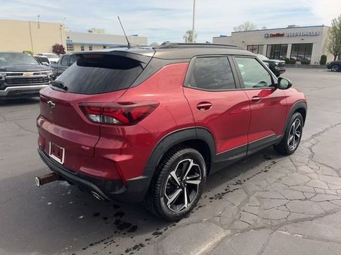 Used 2021 Chevrolet TrailBlazer RS w/ Sun and Liftgate Package AWD/4WD image 6