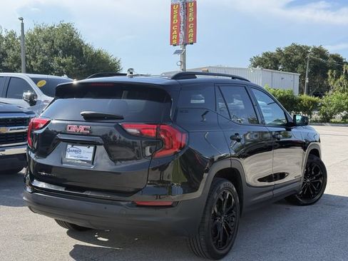 Used 2021 GMC Terrain SLE w/ Driver Convenience Package FWD image 3