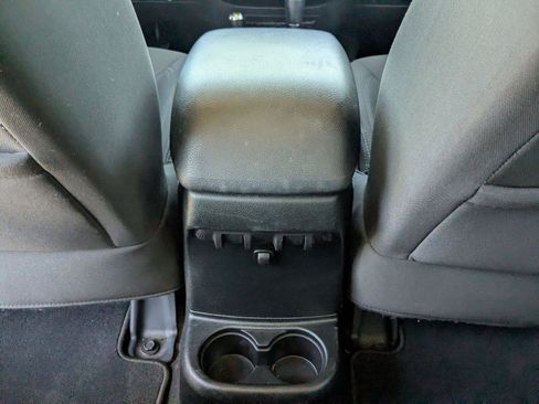 Used 2018 Jeep Wrangler Unlimited Sport S image 17