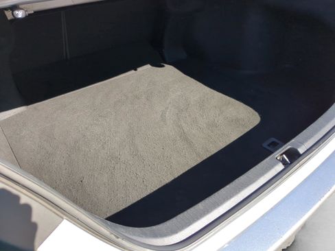 Used 2019 Toyota Camry XSE image 30