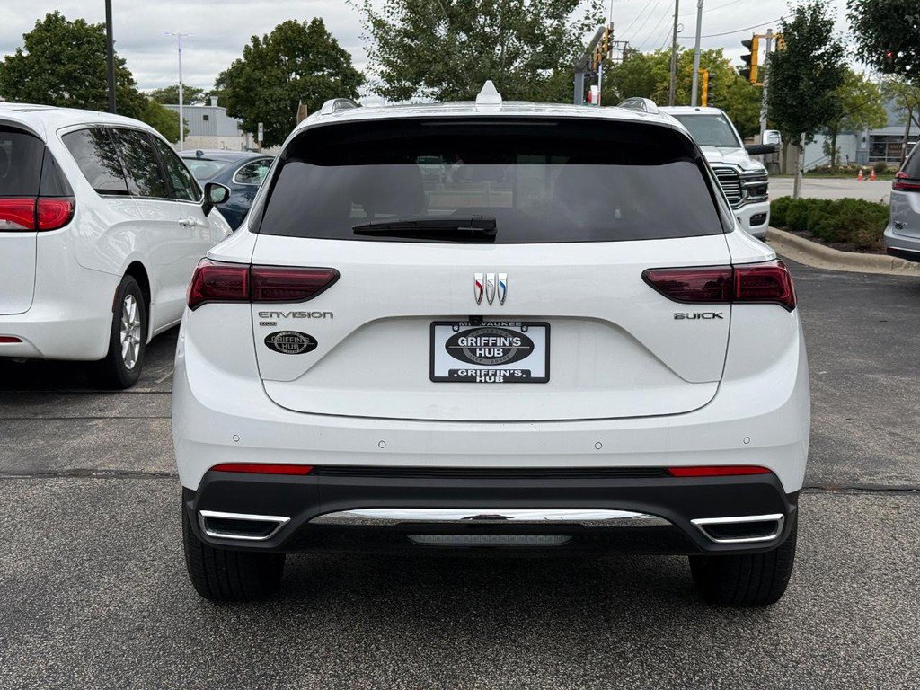 Used 2024 Buick Envision Preferred AWD/4WD image 4