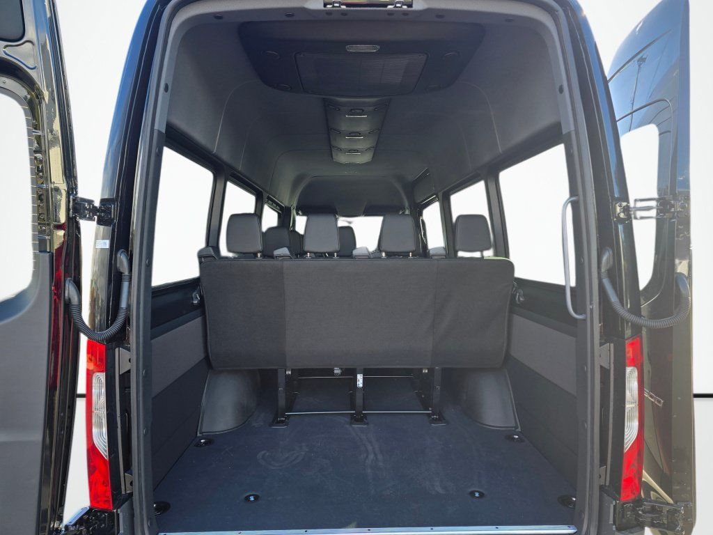 New 2026 Mercedes-Benz Sprinter 2500 image 18