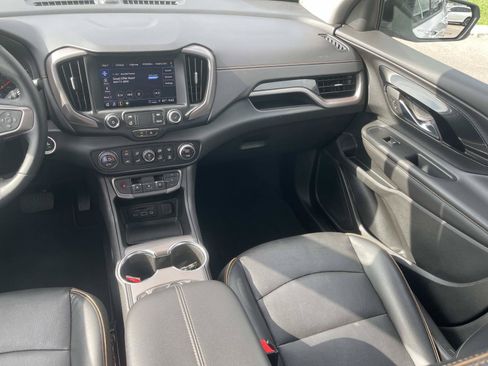 Used 2023 GMC Terrain AT4 AWD/4WD image 15