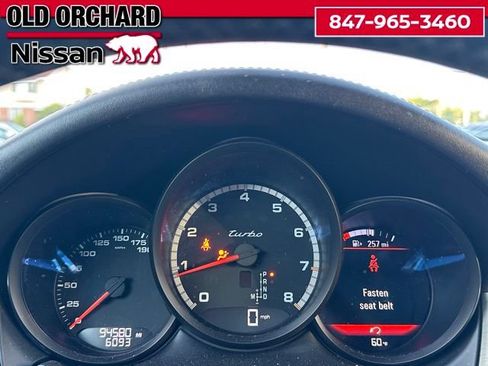 Used 2020 Porsche Macan Turbo AWD/4WD image 19