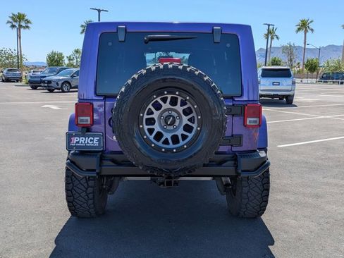 Used 2016 Jeep Wrangler Unlimited Sahara image 7