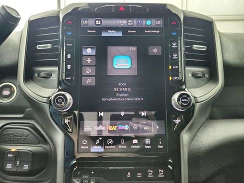 New 2026 RAM 2500 Tradesman AWD/4WD image 24