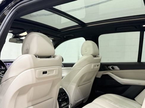 Used 2019 BMW X5 xDrive40i w/ Premium Package 2 image 16