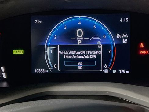 Used 2025 Toyota Camry LE w/ Convenience Package FWD image 18