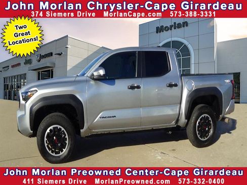 Used 2024 Toyota Tacoma TRD Off-Road image 1