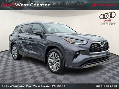 Used 2025 Toyota Highlander Platinum