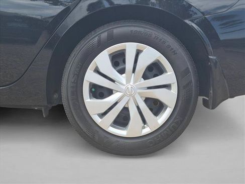 Used 2025 Nissan Versa S w/ Trunk Package FWD image 7
