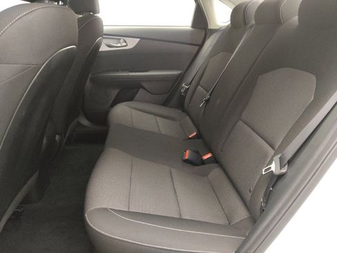 Used 2023 Kia Forte LXS image 18