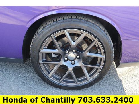 Used 2016 Dodge Challenger R/T image 31