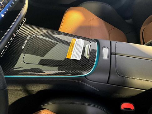 New 2026 Mercedes-Benz E 53 AMG e 4MATIC Sedan image 10