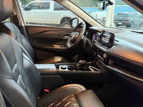 Used 2023 Nissan Rogue Platinum w/ Platinum Premium Package AWD/4WD image 20