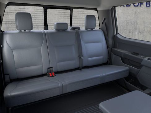New 2025 Ford F550 4x4 Crew Cab image 11
