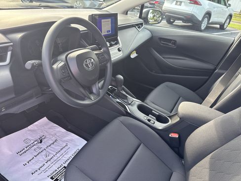 Used 2026 Toyota Corolla LE FWD image 15