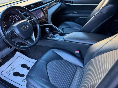 Used 2018 Toyota Camry SE FWD image 42