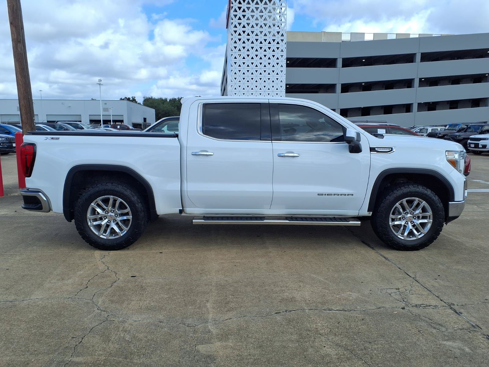 Used 2020 GMC Sierra 1500 SLT AWD/4WD image 10