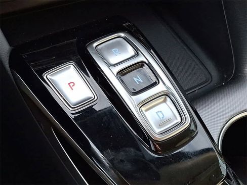 Used 2023 Hyundai Sonata SEL image 11