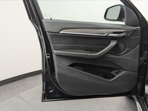 Used 2021 BMW X1 xDrive28i w/ Convenience Package image 13