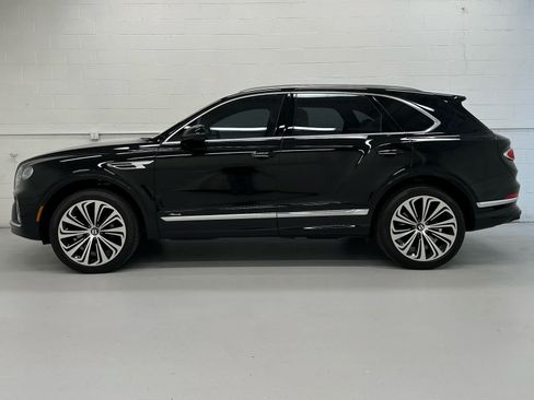 Used 2023 Bentley Bentayga AWD/4WD image 5